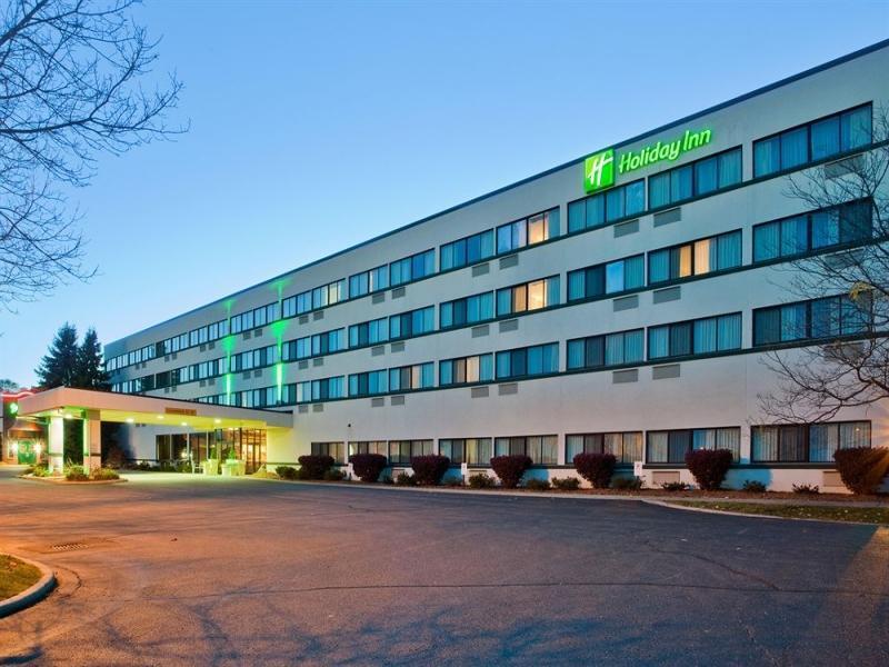 Holiday Inn Express Big Rapids By Ihg Εξωτερικό φωτογραφία