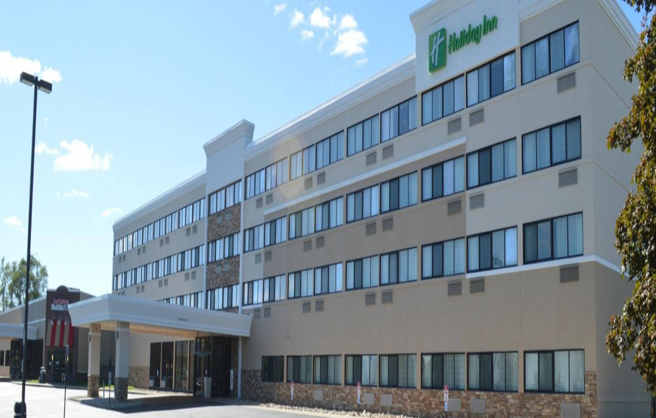 Holiday Inn Express Big Rapids By Ihg Εξωτερικό φωτογραφία